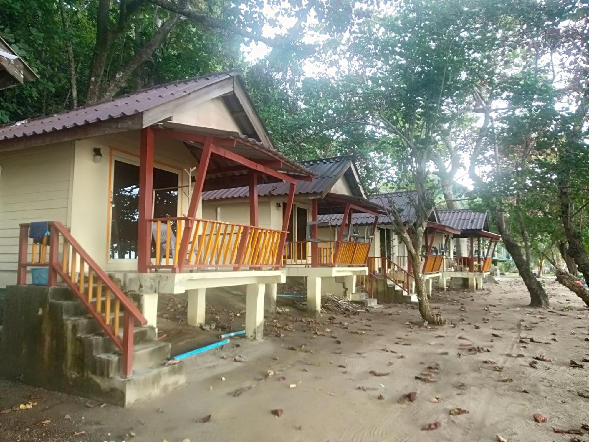 Longbeach Kohmook Koh Mook